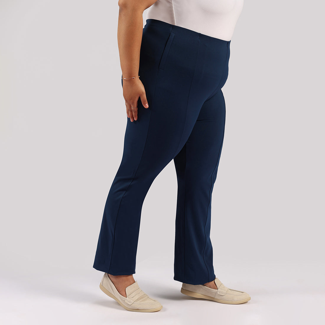 Ultimate Straight Pants | BlissClub at Broadway