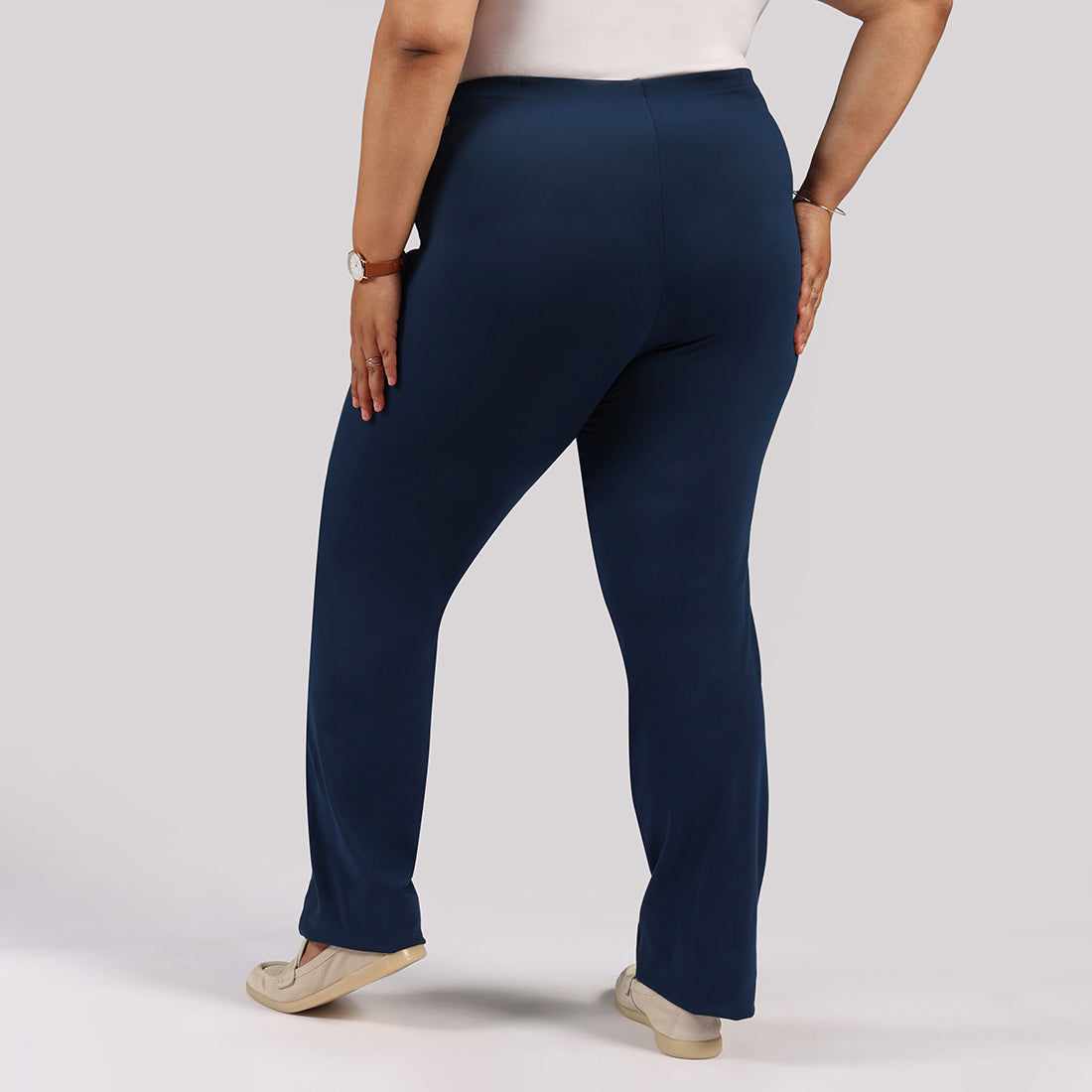 Ultimate Straight Pants | BlissClub at Broadway