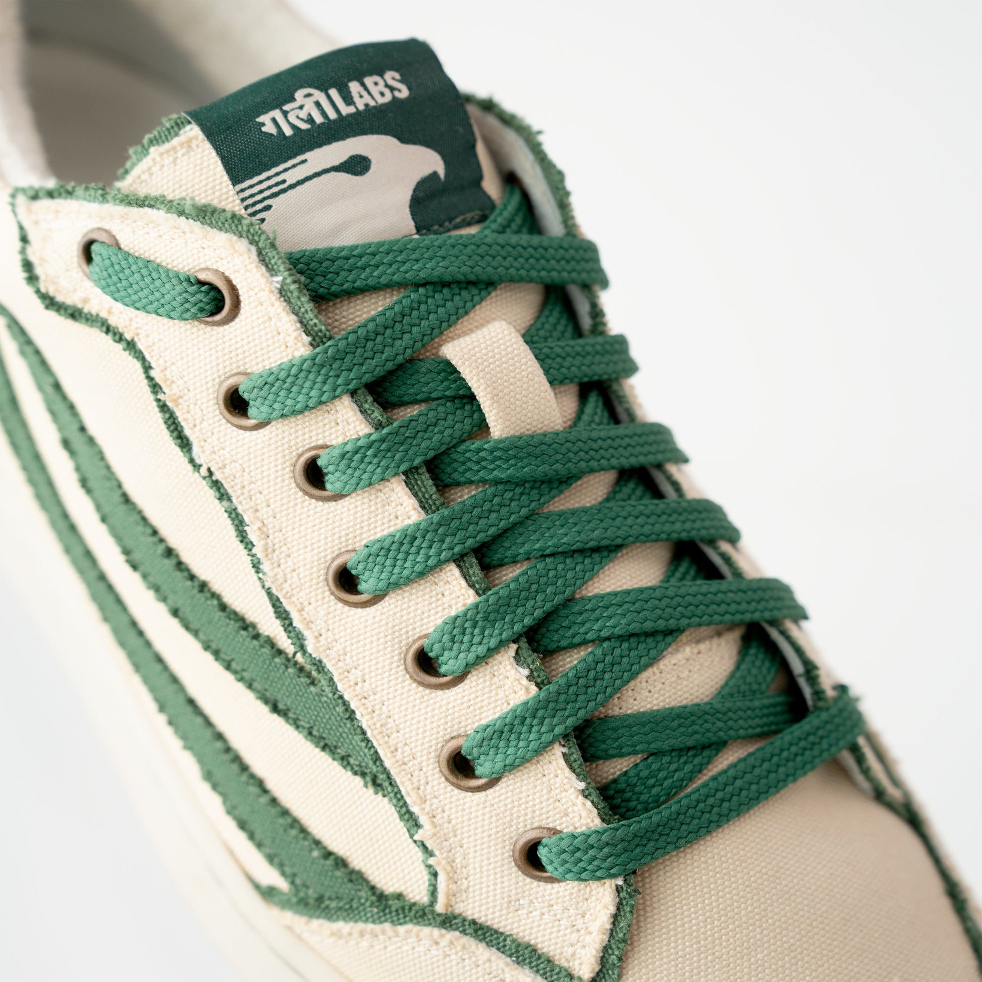 Gully Number 001 - Baaz Parni White for Women | Gully Labs at Broadway