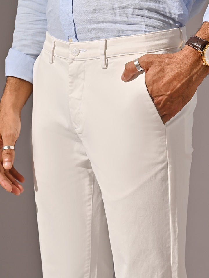 Stride White Solid Chinos