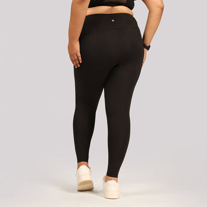 Ultimate Leggings | BlissClub at Broadway