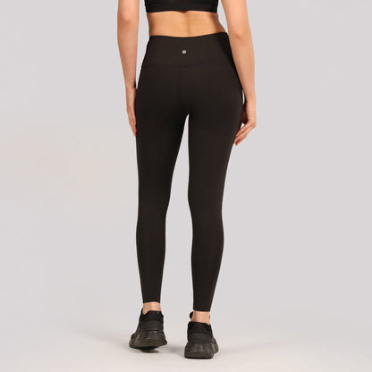 Ultimate Leggings | BlissClub at Broadway