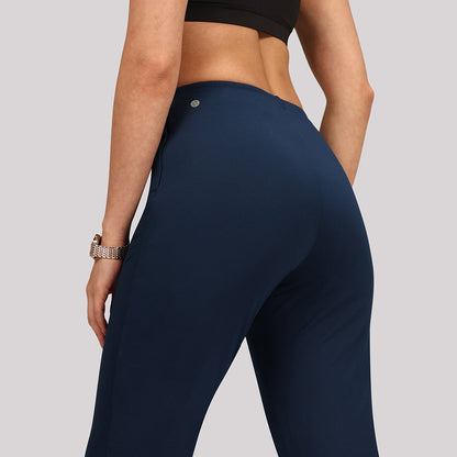 Ultimate Straight Pants | BlissClub at Broadway