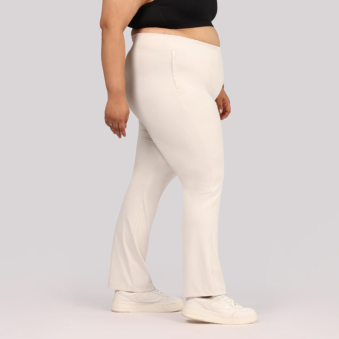 Ultimate Straight Pants | BlissClub at Broadway