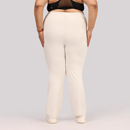 Ultimate Straight Pants | BlissClub at Broadway