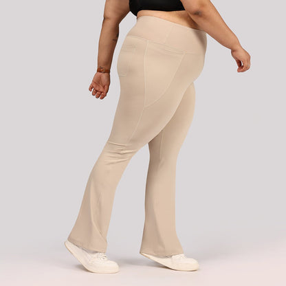Ultimate Flare Pants Tall