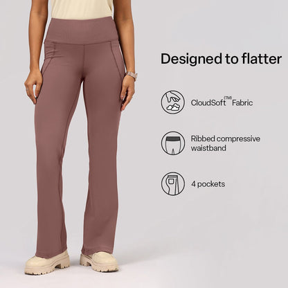 Ultimate Flare Pants Tall